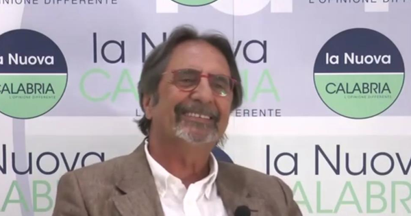 #Echetelodicoafare. A tu per tu con il re della commedia catanzarese, Enzo Colacino images #Echetelodicoafare. A tu per tu con il re della commedia catanzarese, Enzo Colacino