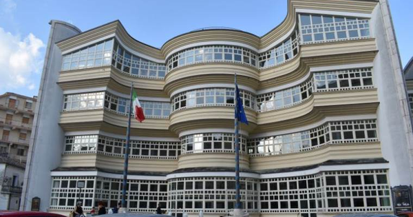 images Per "Shrek il musical" il Politeama di Catanzaro apre le porte ai giovani in difficoltà assistiti dalle associazioni di volontariato