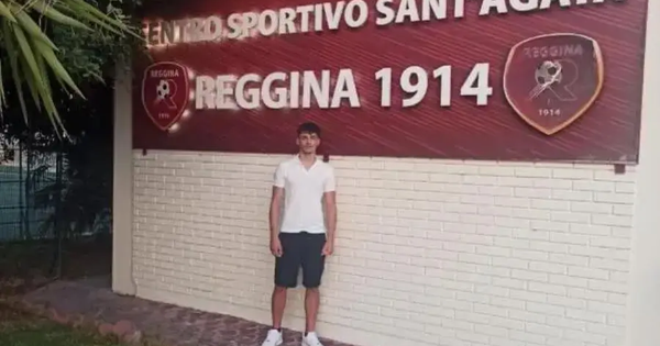 Calcio, l’attaccante catanzarese Vincenzo Longo passa alla Reggina images Calcio, l’attaccante catanzarese Vincenzo Longo passa alla Reggina