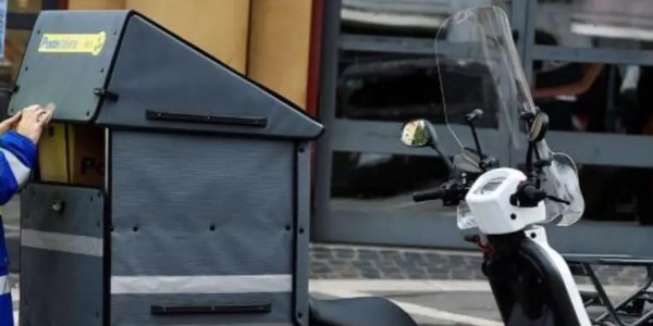 images Poste, Del Fante: "Ottimo trimestre con il record storico di consegne dei nostri portalettere"