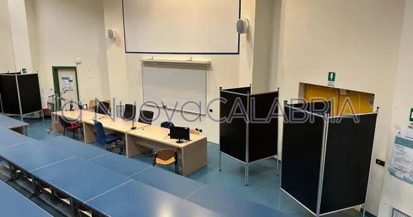 images UMG di Catanzaro, il giorno delle elezioni: si scelgono rettore e direttori di dipartimento (I CANDIDATI) 