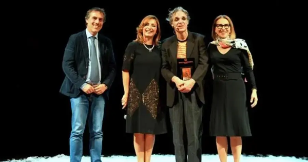 images Festival d'autunno, Francesco Colella "abbraccia" la sua Catanzaro al teatro Politeama 
