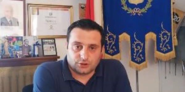 Focolaio covid a Taverna con 96 positivi, molti erano stati a un matrimonio: in corso i tracciamenti images Focolaio covid a Taverna con 96 positivi, molti erano stati a un matrimonio: in corso i tracciamenti