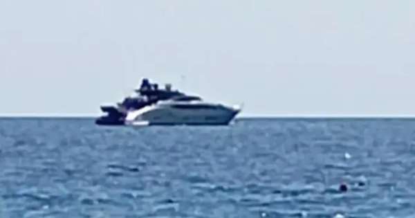 images Yacht nelle acque catanzaresi, Silipo: "Se solo avessimo un porto degno di questo nome"