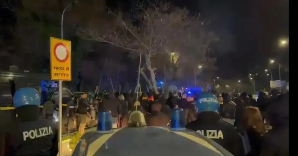 Scontri al derby, disposti da Cosenza gli arresti domiciliari per 12 ultras giallorossi images Scontri al derby, disposti da Cosenza gli arresti domiciliari per 12 ultras giallorossi