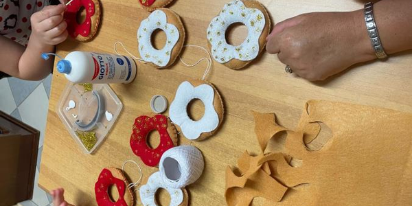 images Catanzaro, a “Mondo Rosa” un laboratorio di oggettistica per favorire la creatività delle donne ospiti e sostenere la casa rifugio 