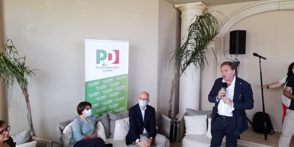 images Regionali. Centrosinistra e centrodestra, persiste il malumore nelle coalizioni