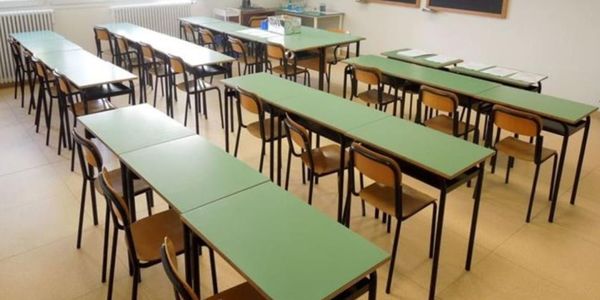 Chiusa per "instabilità" la scuola elementare 'Alvaro' di Bova Marina images Chiusa per "instabilità" la scuola elementare 'Alvaro' di Bova Marina