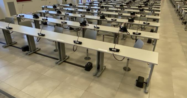 images Rinascita Scott. Caso sospetto di Covid in aula: udienza a rischio