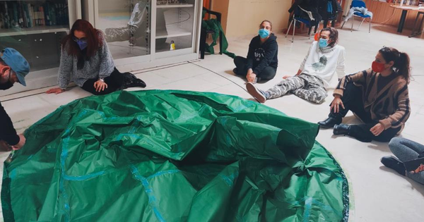 images Lunedì 13 a Soveria Simeri i tradizionali "Palloni di Santa Lucia" realizzati da Falbo con "Piano Bee"