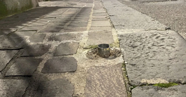 Catanzaro, la denuncia dell’Associazione Ave Maria: “Quel moncone di ferro è un pericolo ignorato da troppo tempo” images Catanzaro, la denuncia dell’Associazione Ave Maria: “Quel moncone di ferro è un pericolo ignorato da troppo tempo”