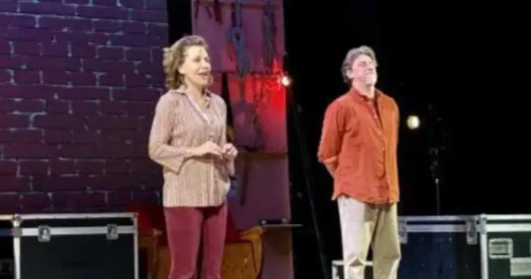 images AMA Calabria, a Lamezia divertimento e imprevedibilità con Sabina Guzzanti e Giorgio Tirabassi
