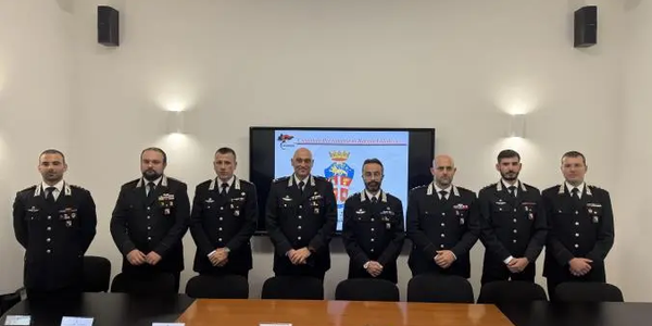 images Presentazione dei nuovi ufficiali al comando provinciale dei carabinieri di Reggio Calabria 